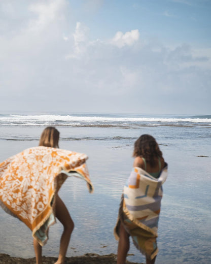 Golden Slumbers' Woven Picnic Rug / Throw