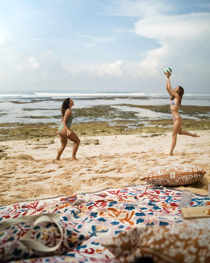 A Day In The Life' Woven Picnic Rug / Throw