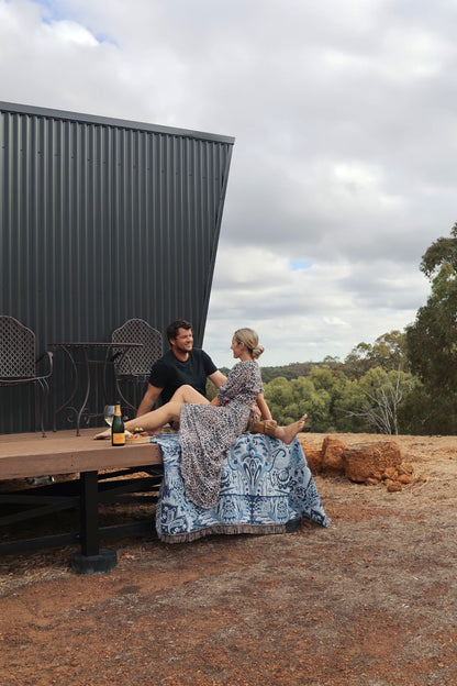 Yesterday' Woven Picnic Rug / Throw