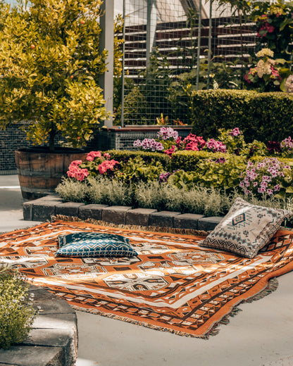 Child of Nature' Woven Picnic Rug / Throw