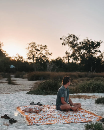 Golden Slumbers' Woven Picnic Rug / Throw