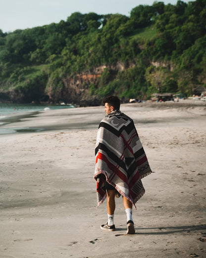 Get Back' Woven Picnic Rug / Throw