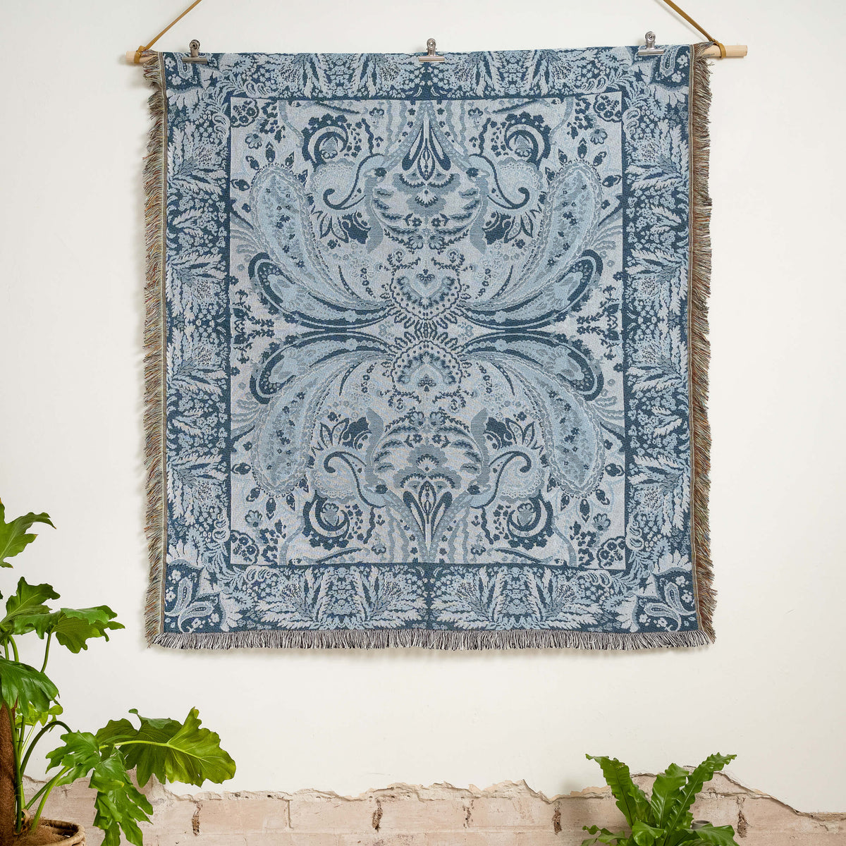 Yesterday' Woven Cotton Throw Rug Picnic Blanket – Hendeer