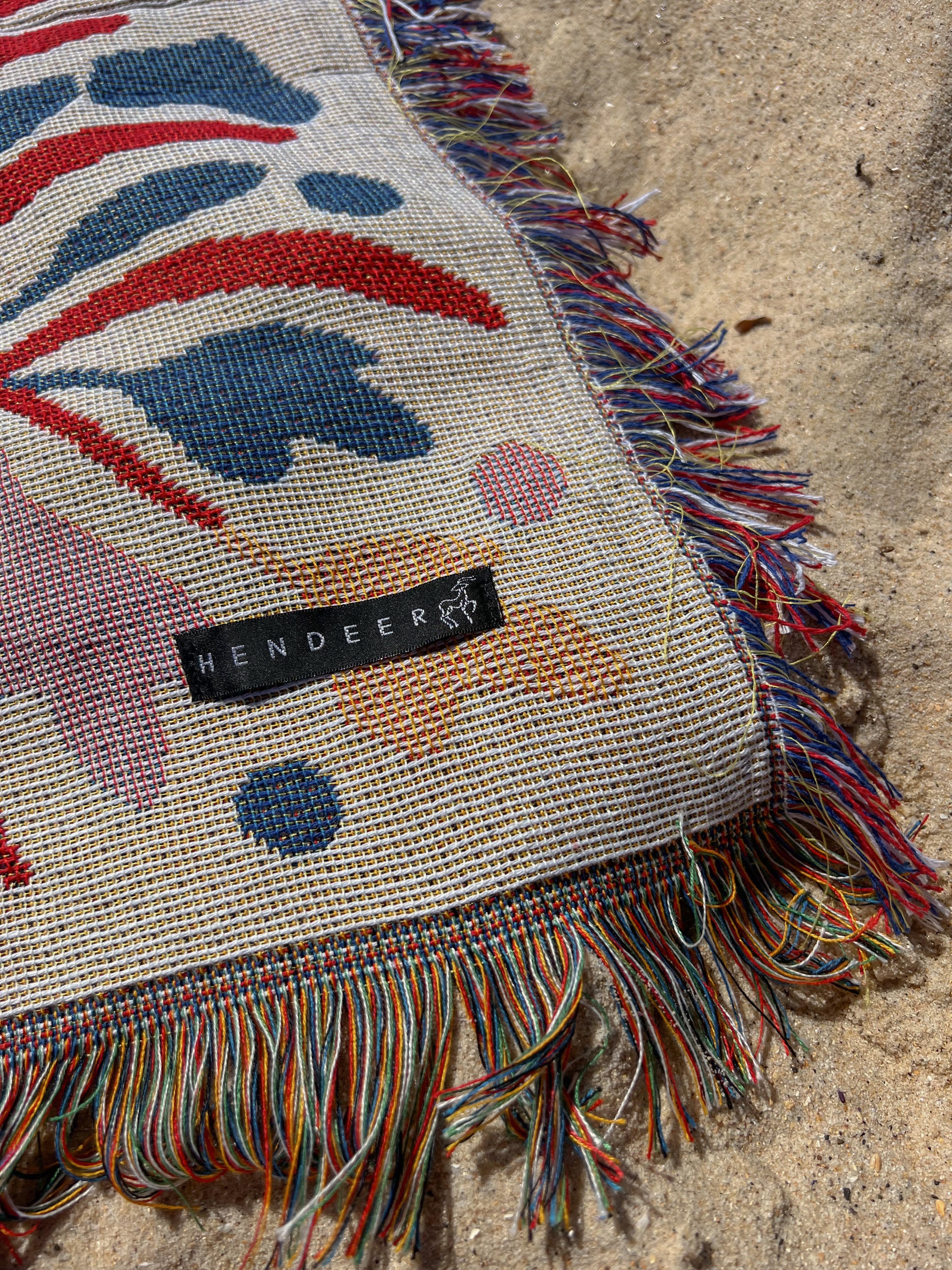 A Day In The Life' Woven Cotton Throw Rug Picnic Blanket – Hendeer