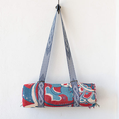 picnic rug carry strap