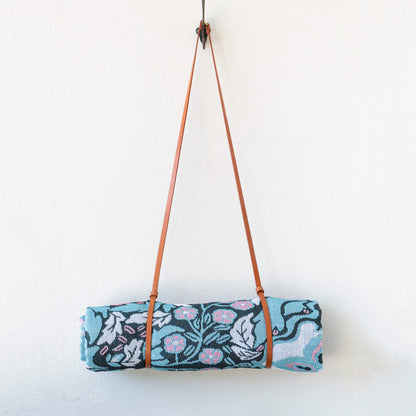 picnic rug carry strap