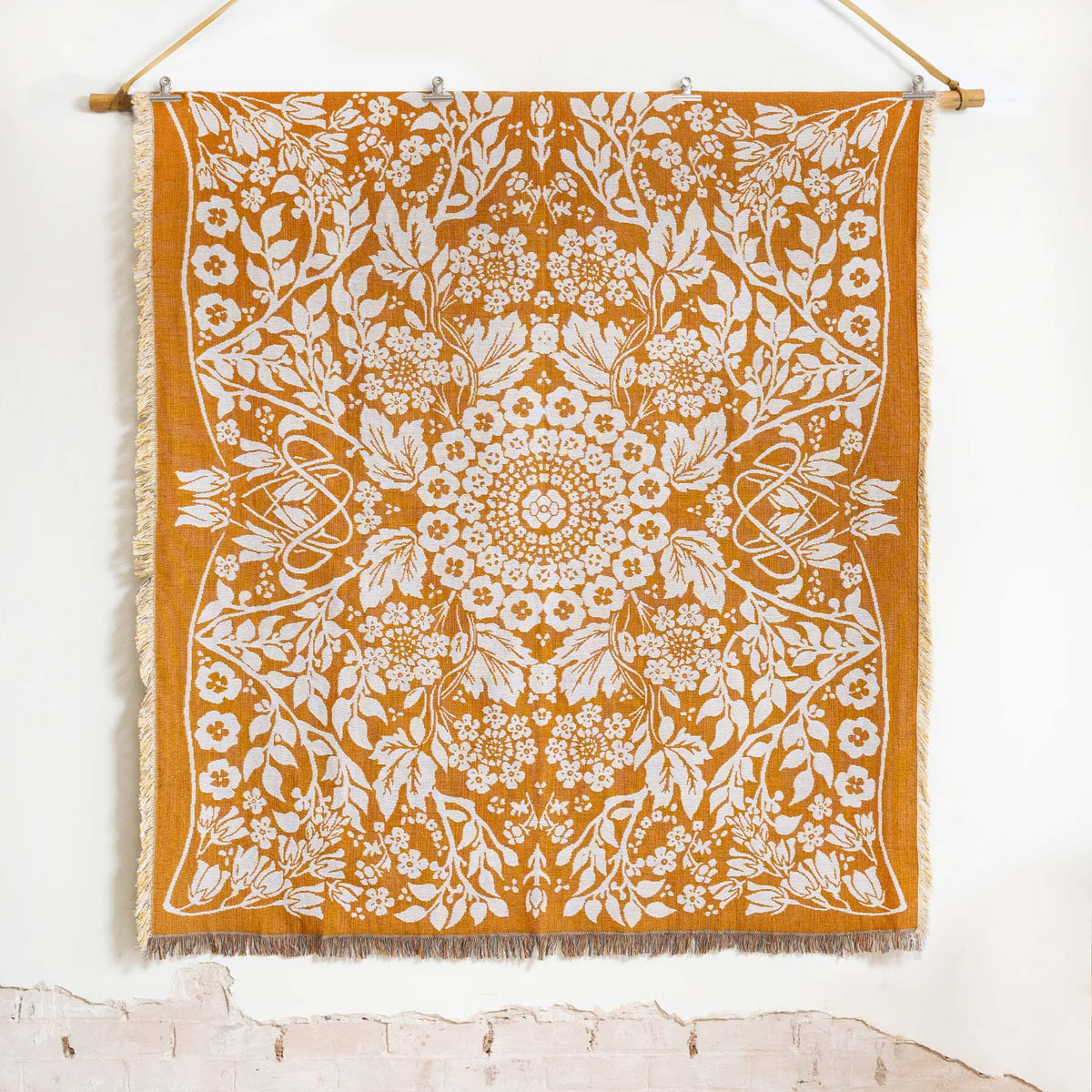 Golden Slumbers' Woven Cotton Throw Rug Picnic Blanket – Hendeer